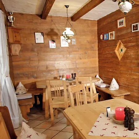 Garni Eder Konukevi 3*