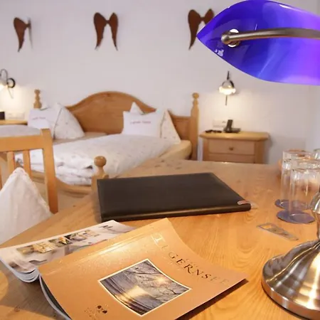 Garni Eder Konukevi 3*