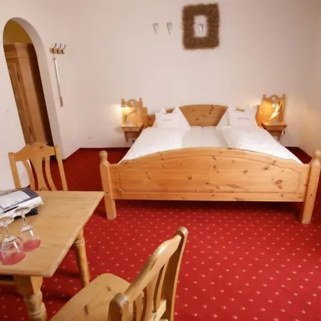 Garni Eder Konukevi Gmund am Tegernsee